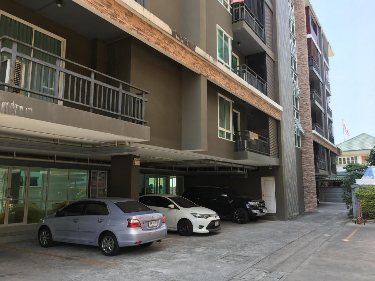 The Living Condo Bangsaen Exterior foto